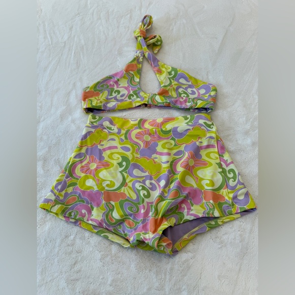 New Beach Riot Brandy Top Felicia Shorts in Psychedelic Sunshine 31122 - Picture 8 of 14